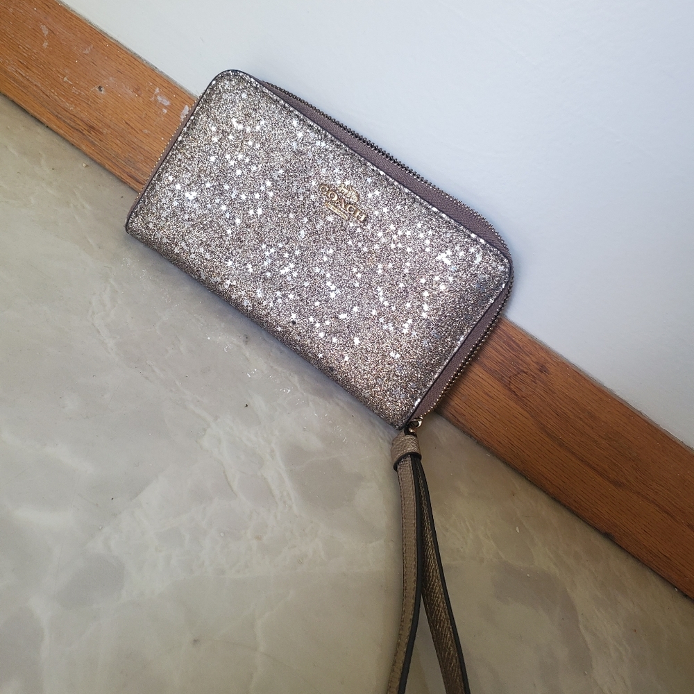 Coach wallet